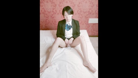 Hot Malay cowgirl in posizione reverse cowgirl con un grande sedere