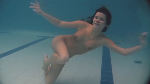 Glamour, swimming naked, pool