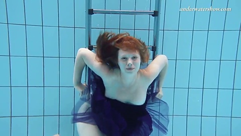 游泳, 公共场合裸露, 乌克兰人