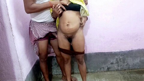 Primera vez experimentando la castidad y diversión íntima al aire libre