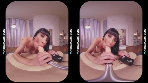 Panorámica doble quitándose la ropa, sexo en realidad virtual, porno de pajeadas