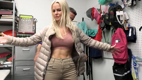 La milf rubia slimthick Vic tiene una búsqueda exhaustiva y recibe una facial desordenada del oficial. La milf rubia slimthick Vic tiene una búsqueda exhaustiva y recibe una facial desordenada del oficial.