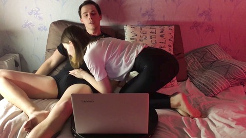 Ero una brava ragazza quindi mi ha lasciato fare un pompino sfacciato