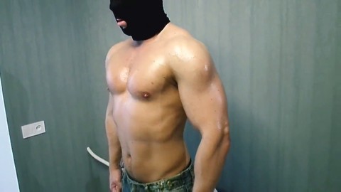 Fledgling, queer, ロシア人