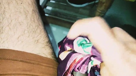Video sensuale di handjob con raso - carico eccitante su abito da bhabhi (98)