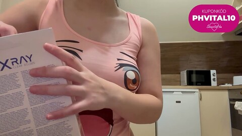 Je parle hongrois et j'essaie un dildo avec mon vagin